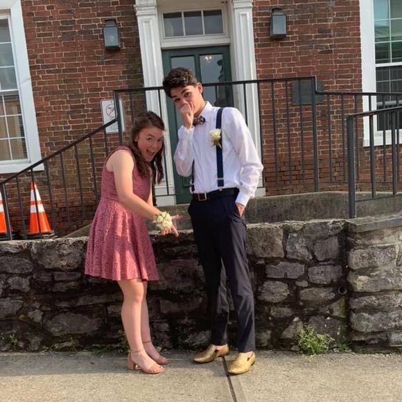 Meet your Posher, Logan - Picture 1 of 1